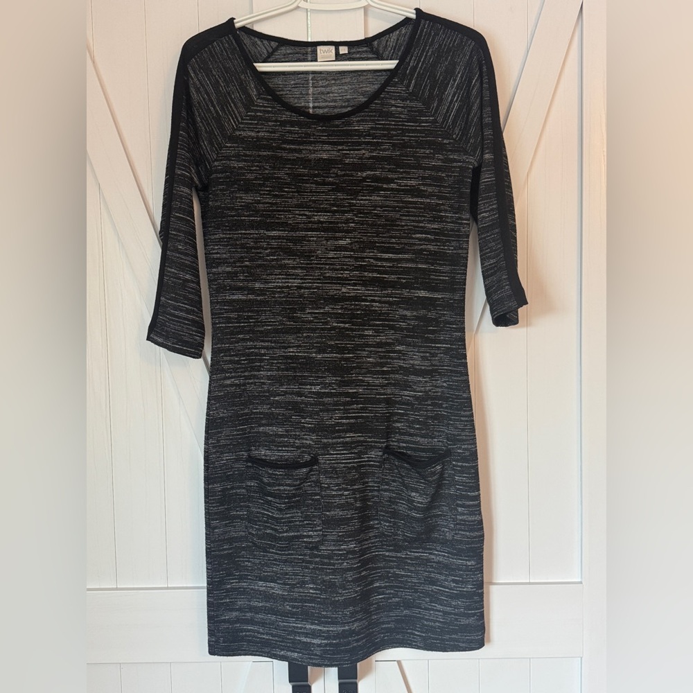 Twik by Simon’s women’s dress size S